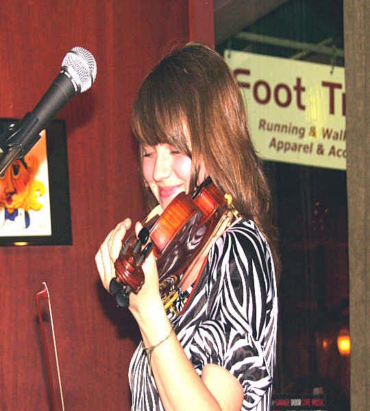 Kate Davis at Jaz, violin